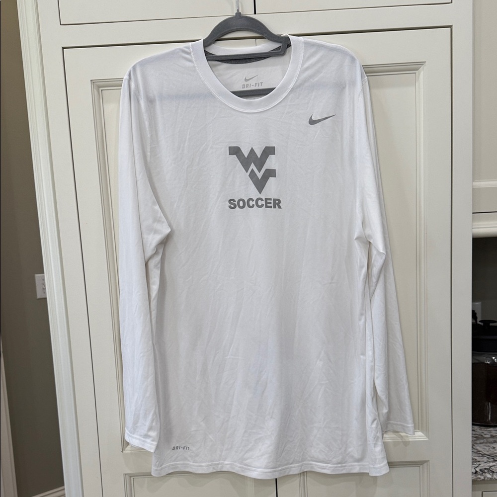Nike WV Soccer Dri Fit White Long sleeve XL tshirt. WVU. Unisex, collegiate